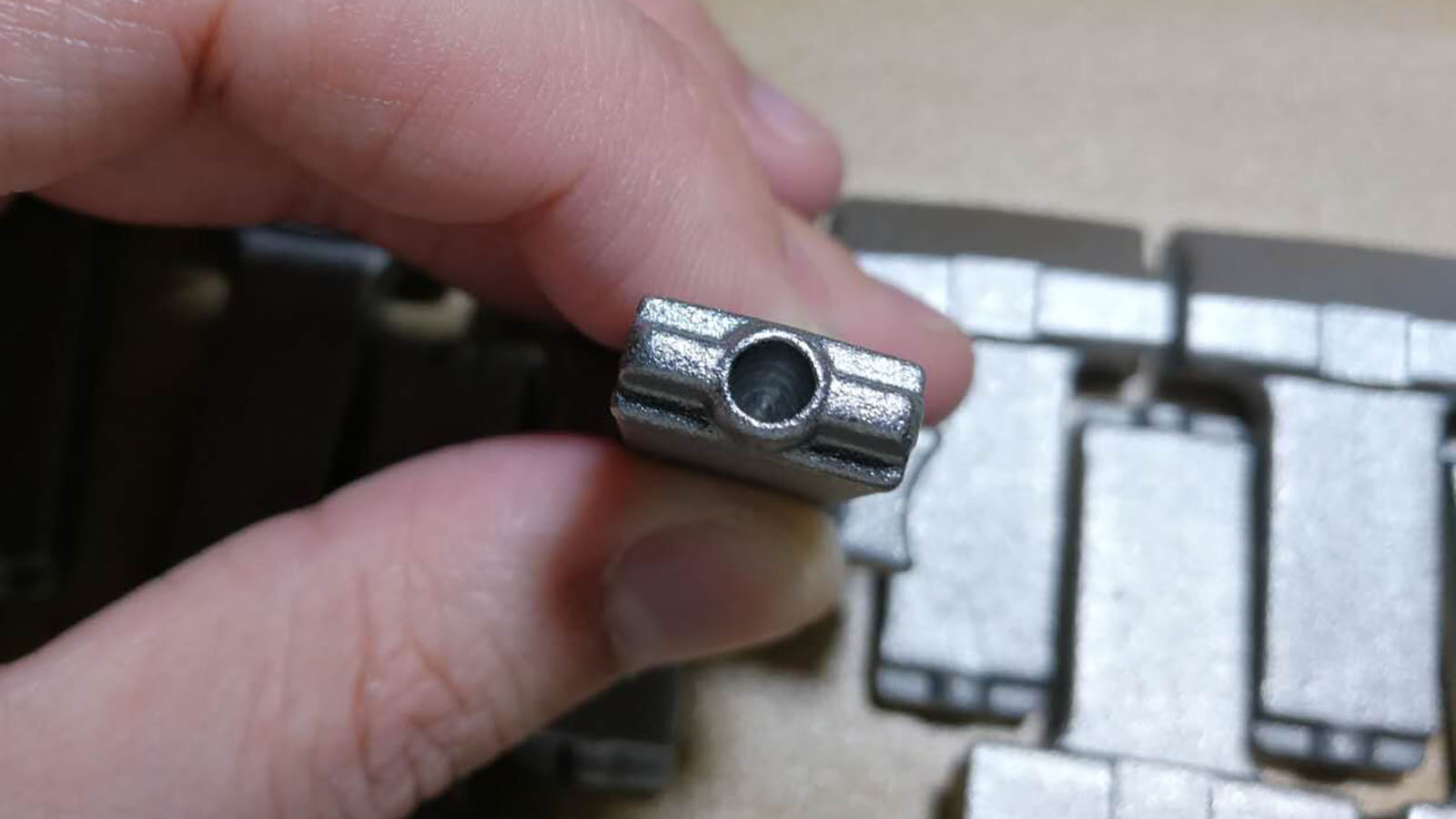 lock latchbolt with ceramic pin